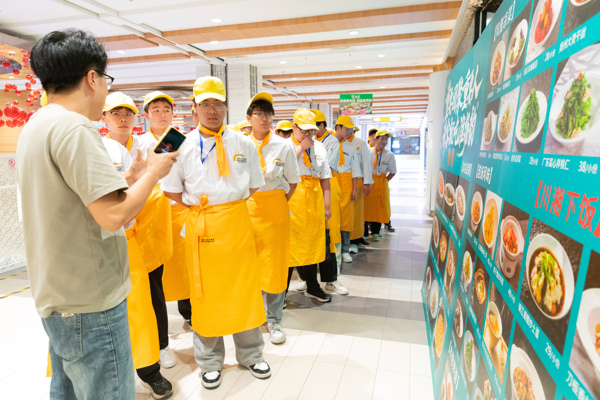 校企聯動拓視野，實踐賦能促就業——西安新東方烹飪技工學校組織中餐學子探店西安餐飲名企